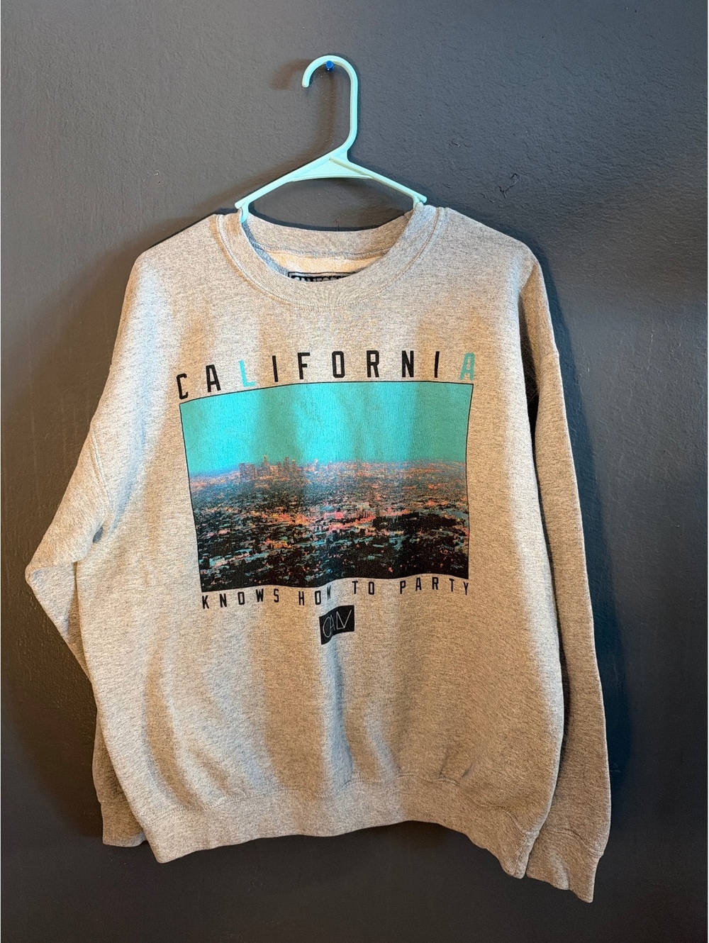 California Love Grey Graphic Crewneck Sweatshirt